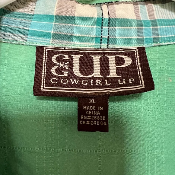 Cowgirl up button up - Picture 3 of 3